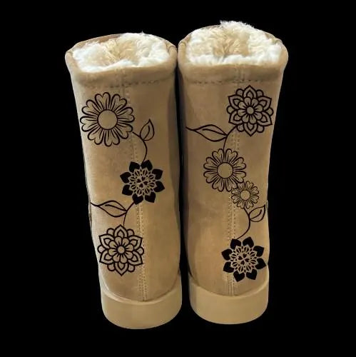 Henna Flowers boot burning design on a pair of boots rear view